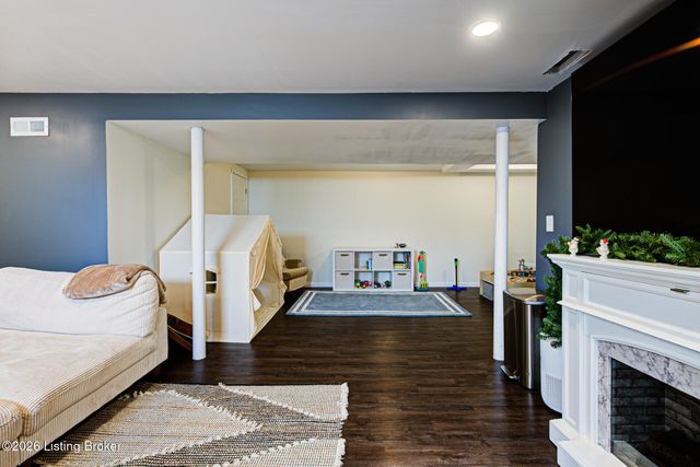 2020 Emerson Ave, Louisville, KY 40205