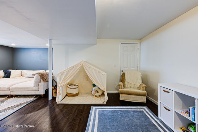 2020 Emerson Ave, Louisville, KY 40205