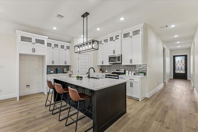 8808 Flying Ranch Road, Fort Worth, TX 76134