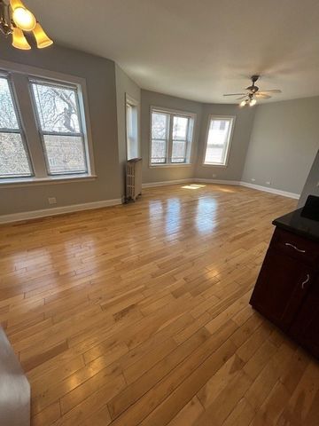 2900 N Kolmar Avenue 3, Chicago, IL 60641