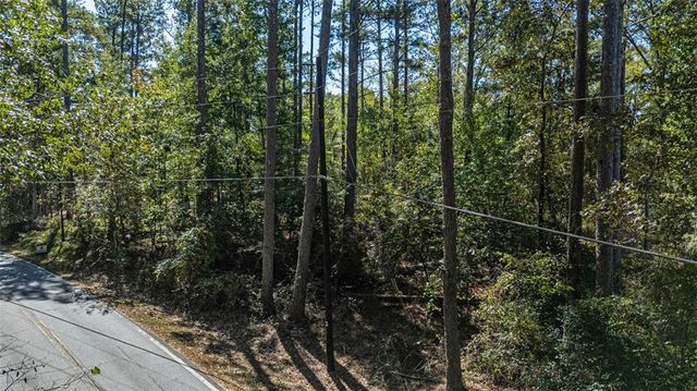 2930 BONDS LAKE NW Road, Conyers, GA 30058