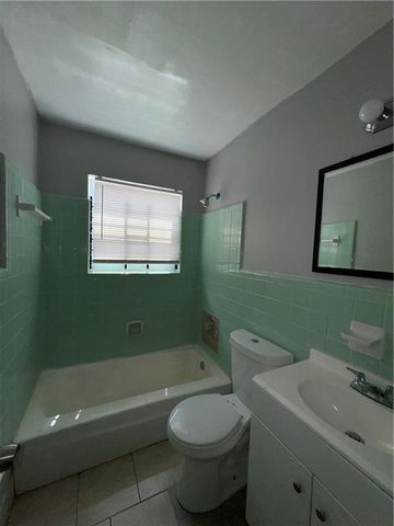 2430 Perry Boulevard NW, Atlanta, GA 30318
