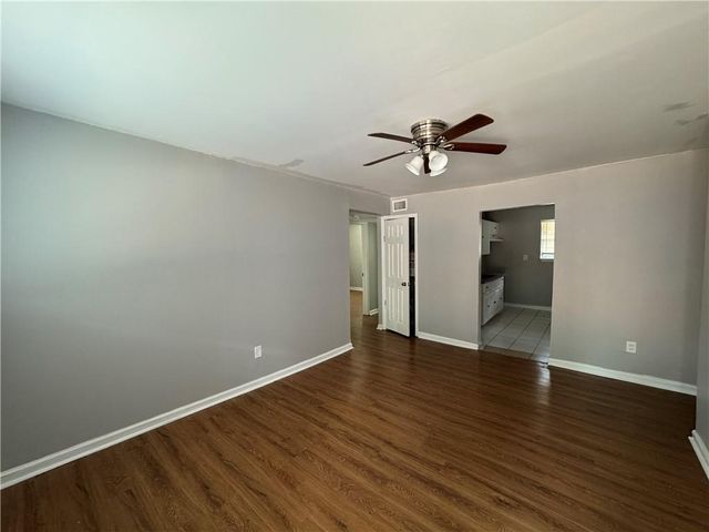 2430 Perry Boulevard NW, Atlanta, GA 30318