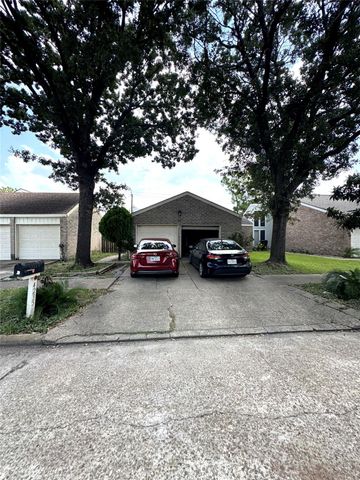 4235 Wildacres Drive, Houston, TX 77072