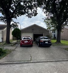 4235 Wildacres Drive, Houston, TX 77072