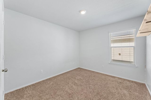 141 Hammond CT, Jarrell, TX 76537