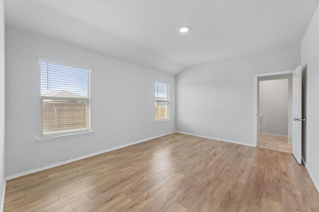 141 Hammond CT, Jarrell, TX 76537