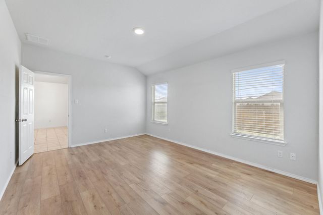 141 Hammond CT, Jarrell, TX 76537