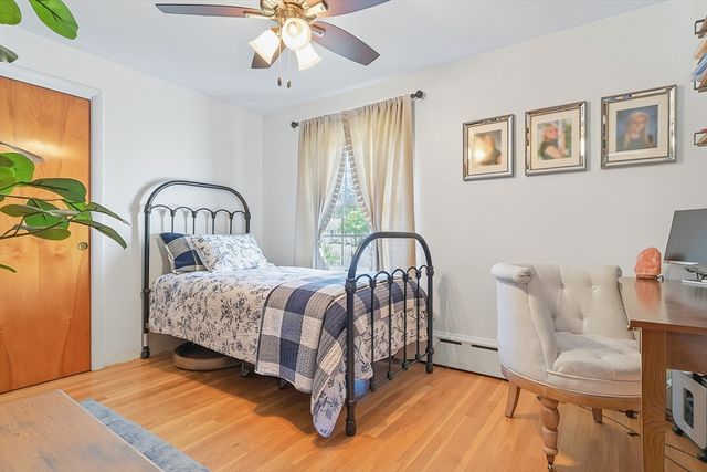 6 Winthrop Dr, Attleboro, MA 02703