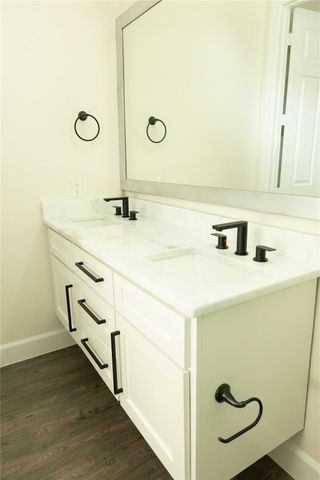 300 E Front ST, Thorndale, TX 76577