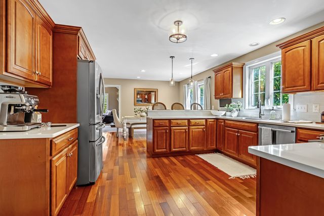 250 Cameron Dr, Dighton, MA 02715