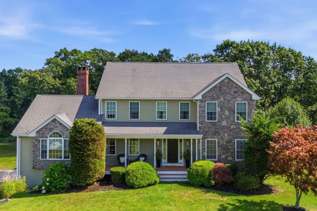 250 Cameron Dr, Dighton, MA 02715