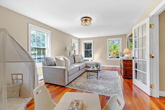 250 Cameron Dr, Dighton, MA 02715