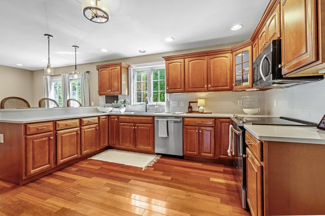 250 Cameron Dr, Dighton, MA 02715