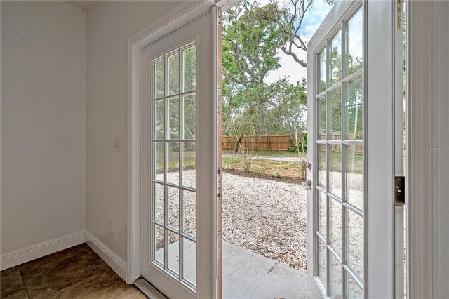 4206 N DOWNING AVENUE, Tampa, FL 33603