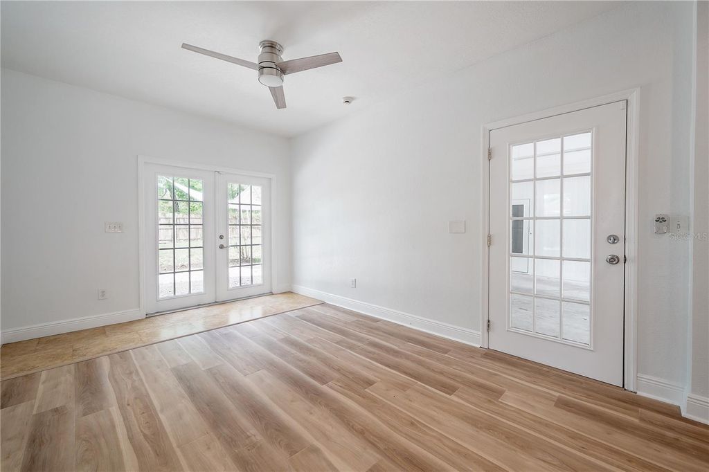 Image 23 of property listing at 4206 N DOWNING AVENUE, Tampa, FL 33603