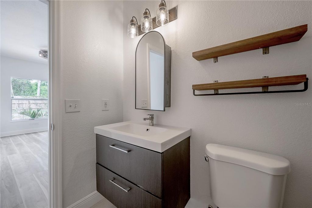 Image 31 of property listing at 4206 N DOWNING AVENUE, Tampa, FL 33603