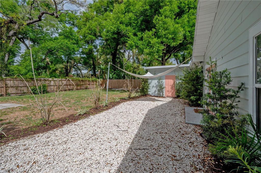 Image 33 of property listing at 4206 N DOWNING AVENUE, Tampa, FL 33603