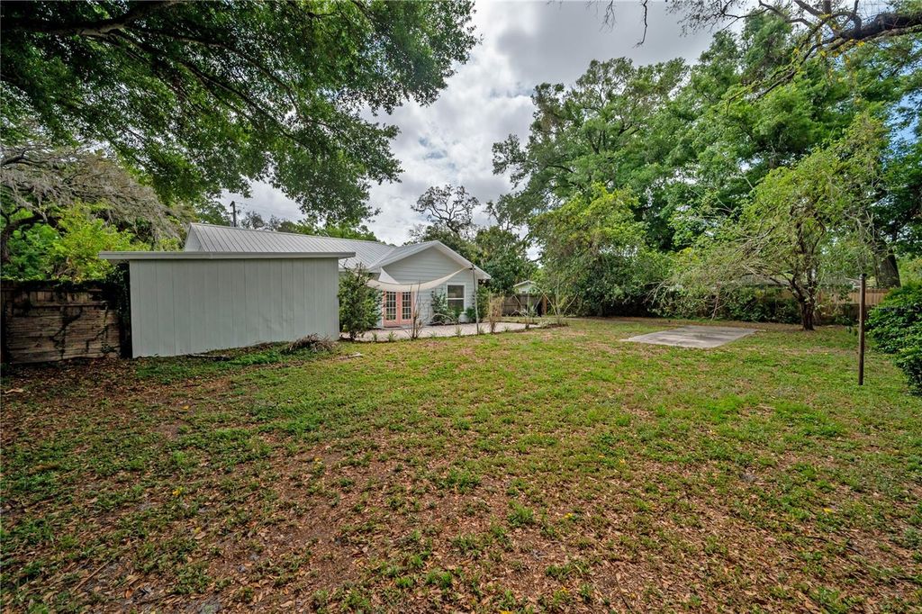 Image 37 of property listing at 4206 N DOWNING AVENUE, Tampa, FL 33603