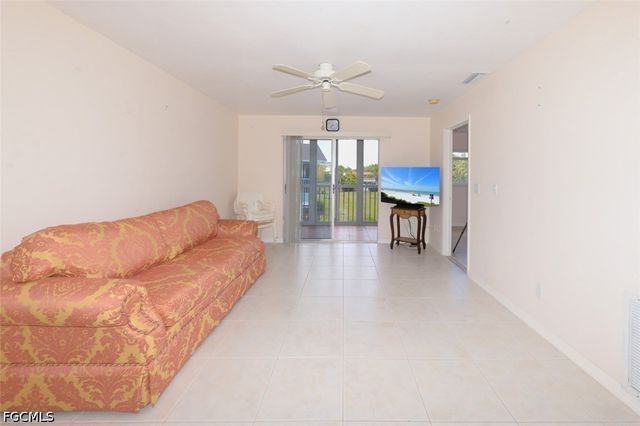 8141 Country RD 203, Fort Myers, FL 33919