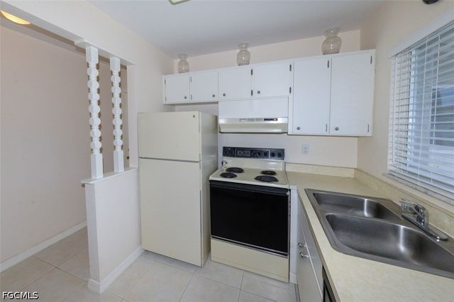 8141 Country RD 203, Fort Myers, FL 33919