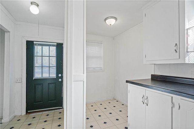 813 N Crysler Avenue, Independence, MO 64050