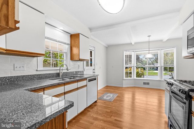 9 DUVALL LN, Gaithersburg, MD 20877