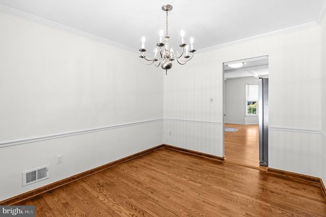 9 DUVALL LN, Gaithersburg, MD 20877
