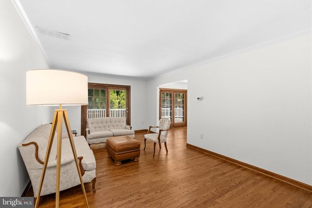 9 DUVALL LN, Gaithersburg, MD 20877