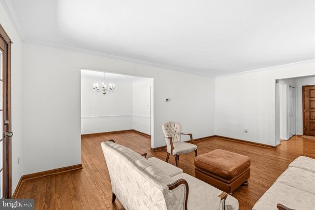 9 DUVALL LN, Gaithersburg, MD 20877