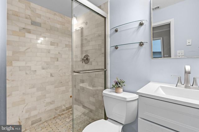 9 DUVALL LN, Gaithersburg, MD 20877