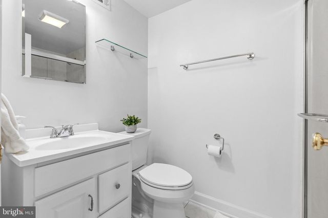 9 DUVALL LN, Gaithersburg, MD 20877