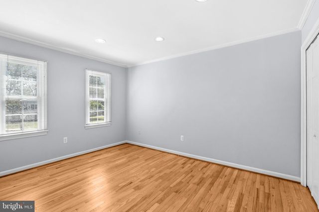 9 DUVALL LN, Gaithersburg, MD 20877