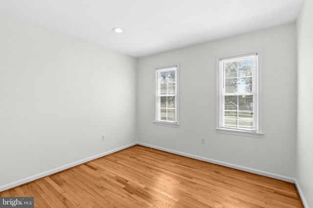 9 DUVALL LN, Gaithersburg, MD 20877