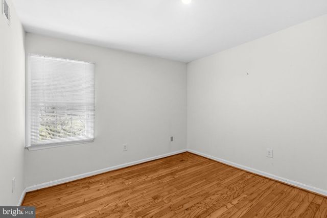 9 DUVALL LN, Gaithersburg, MD 20877