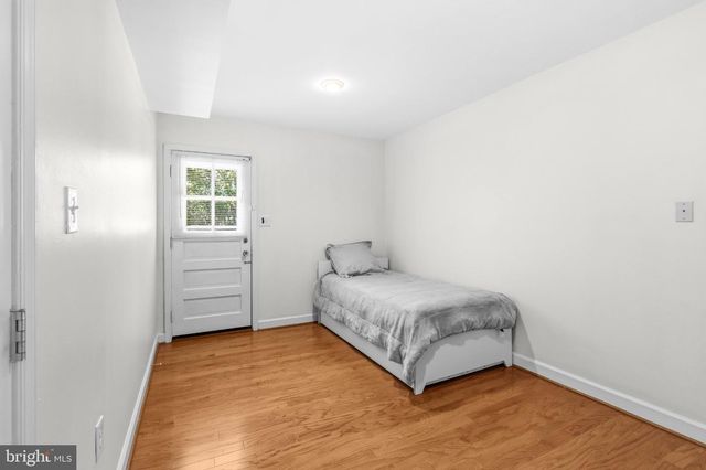 9 DUVALL LN, Gaithersburg, MD 20877
