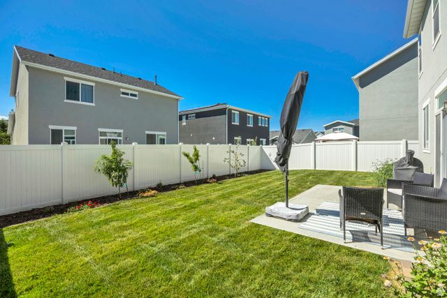 2115 W 3330 S, Syracuse, UT 84075