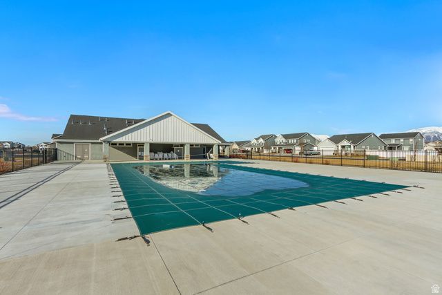 2115 W 3330 S, Syracuse, UT 84075