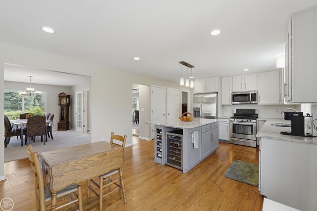 7554 Cedar Creek Drive, White Lake Twp, MI 48383