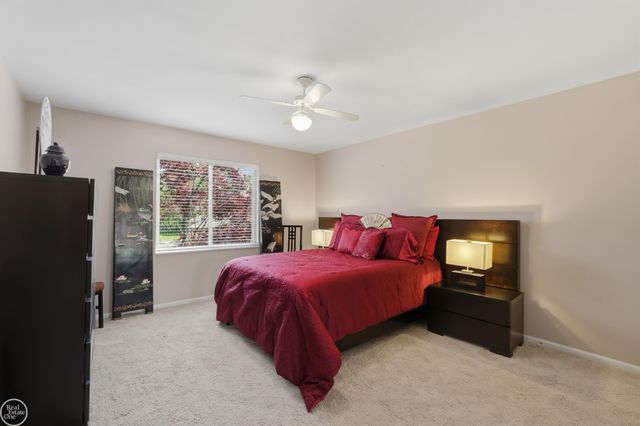 7554 Cedar Creek Drive, White Lake Twp, MI 48383