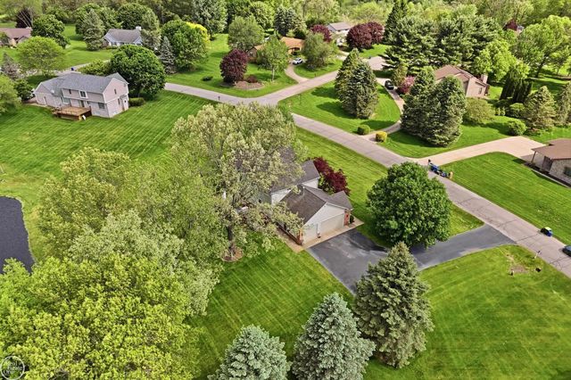 7554 Cedar Creek Drive, White Lake Twp, MI 48383