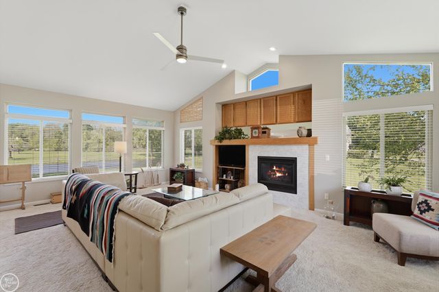 7554 Cedar Creek Drive, White Lake Twp, MI 48383
