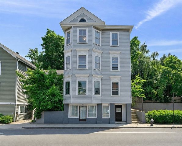 98 Boylston St 3, Brookline, MA 02445