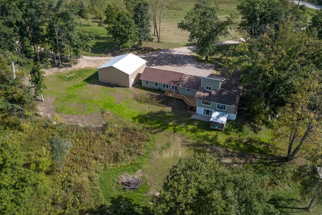9310 Bluewater Highway, Saranac, MI 48881