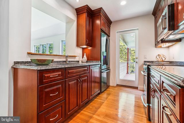 1750 OVERLOOK DR, Silver Spring, MD 20903