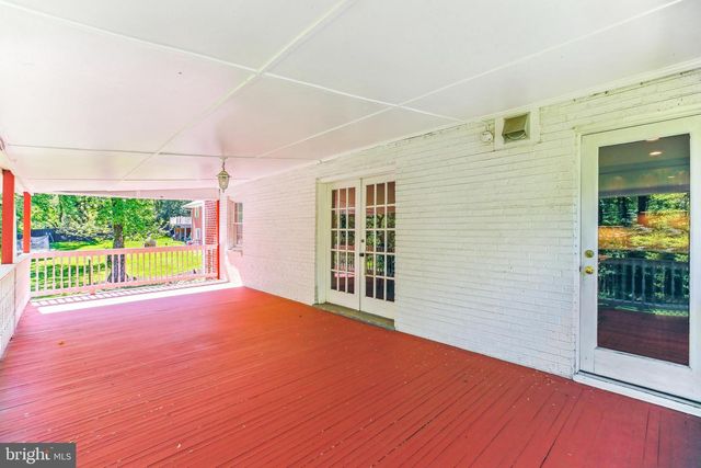 1750 OVERLOOK DR, Silver Spring, MD 20903