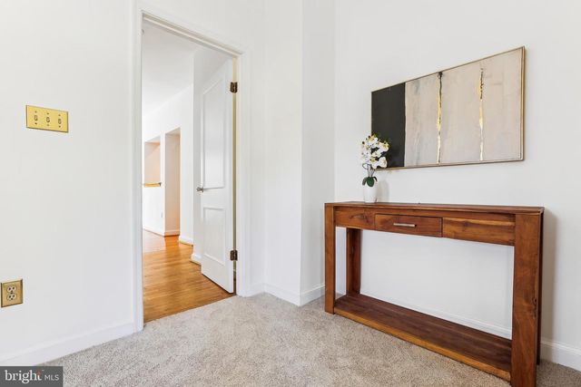 1750 OVERLOOK DR, Silver Spring, MD 20903