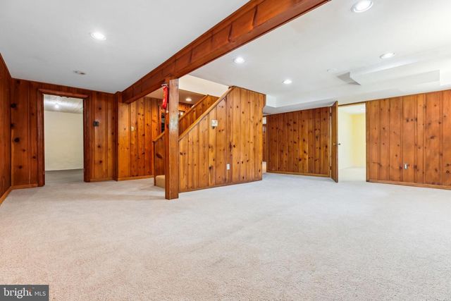 1750 OVERLOOK DR, Silver Spring, MD 20903