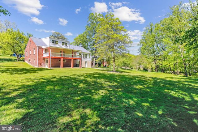 1750 OVERLOOK DR, Silver Spring, MD 20903