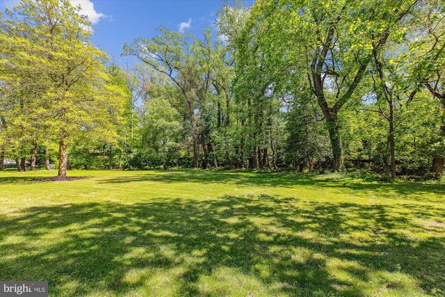 1750 OVERLOOK DR, Silver Spring, MD 20903